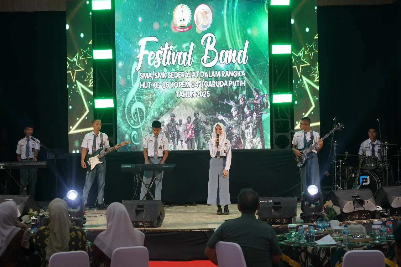 Semarak HUT ke - 66 Korem042/Gapu: Danrem Buka Festival Band Antar Pelajar se-Kota Jambi