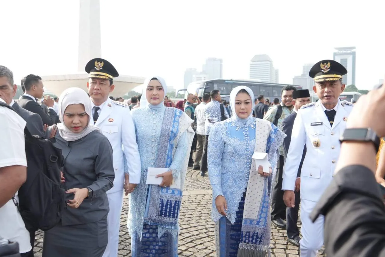 Bambang Bayu Suseno dan Junaidi H Mahir resmi dilantik menjadi Bupati dan Wakil Bupati Kabupaten Muaro Jambi