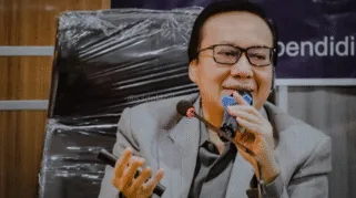 Prof. Dr. Mukhtar Latif, MPd (Tenaga ahli gubernur Jambi - Guru besar UIN STS Jambi)