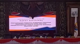 Rapat paripurna DPRD Provinsi Jambi dihadiri Ketua DPRD dan Wakil Gubernur Jambi (DETAIL/Jorgi)