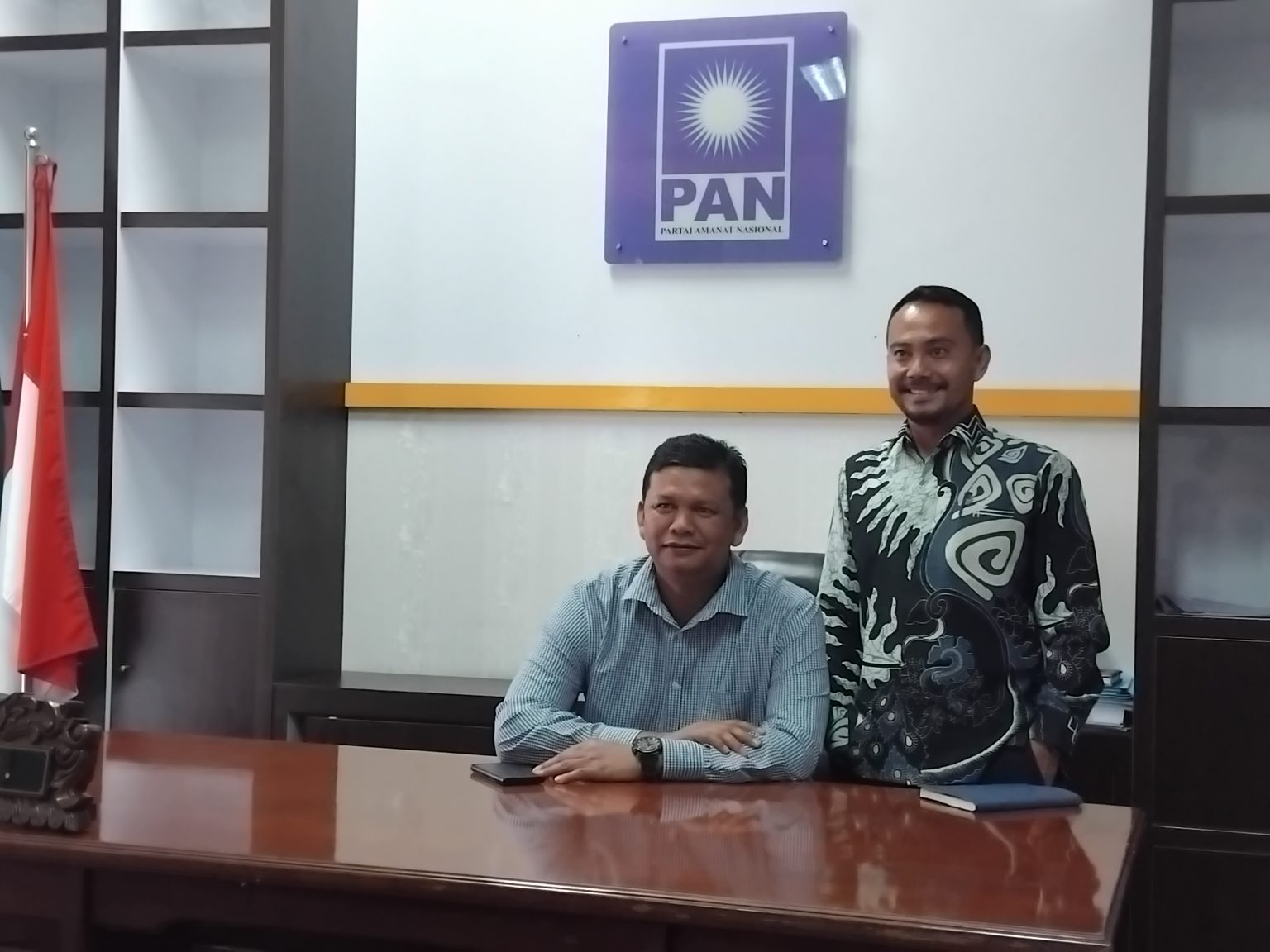 Waka DPRD Kota Jambi Terima Kunjungan Studi Banding Komisi II DPRD Kabupaten TeboTerkait Pengelolaan Pemda