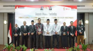 Sekda Kabupaten Muaro Jambi Budhi Hartono,S.Sos.MT Menghadiri Gelar Rapat Pleno Terbuka Penetapan Calon Bupati dan Wakil Bupati Muaro Jambi.