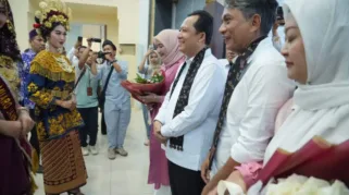 Para pimpinan OPD PemKab Muaro Jambi Kompak Sambut Kedatangan Bupati dan Wakil Bupati Sepulang Retreat di Magelang