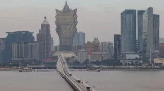 Pemandangan umum kasino di Makau, Cina, 18 Desember 2024. (REUTERS/Tyrone Siu).