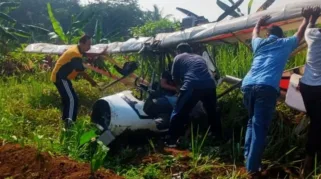Pesawat latih TNI AU jatuh di Ciampea, Bogor, Jawa Barat, Minggu, 3 Agustus 2025. Foto: Dok BNPB.