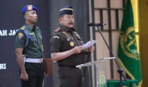 Jaksa Agung Sanitiar Burhanuddin mengusulkan penyatuan Jampidum dan Jampidsus di bawah Jaksa Agung Muda Operasi untuk meningkatkan efektivitas implementasi KUHP dan KUHAP baru.